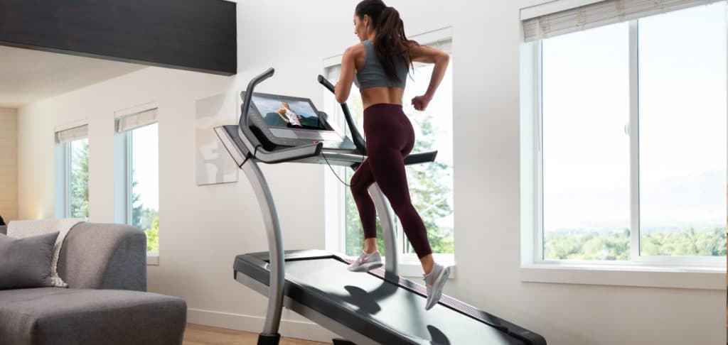 How to Exercise on a Treadmill for Beginners