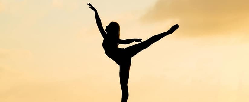 Les bons gestes et étirements à faire avant et après une session de home fitness