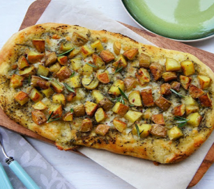 Carb Loading With Rosemary & Garlic Roasted Potato Pizza – NordicTrack Blog