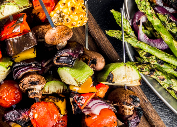 How to Stay Healthy at a BBQ By Eating Your Veggies First