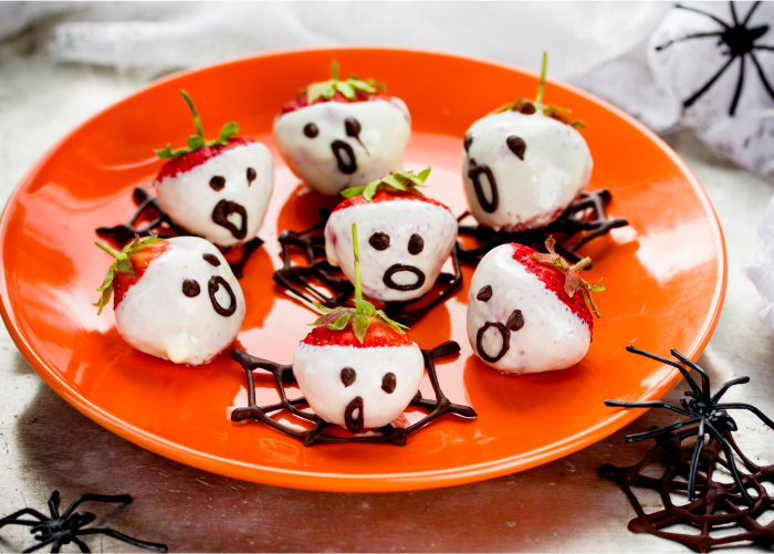 Chocolate-Covered Strawberries Make for a Great Halloween Candy Alternative
